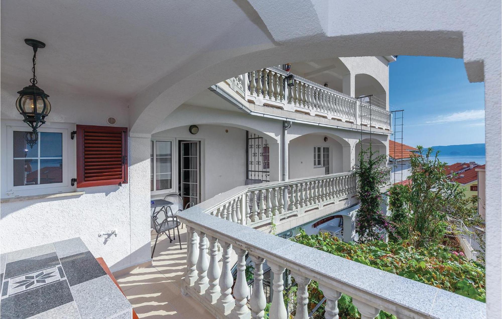 1 Bedroom Cozy Apartment In Crikvenica Exterior photo